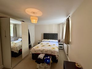 Bedroom - click for photo gallery